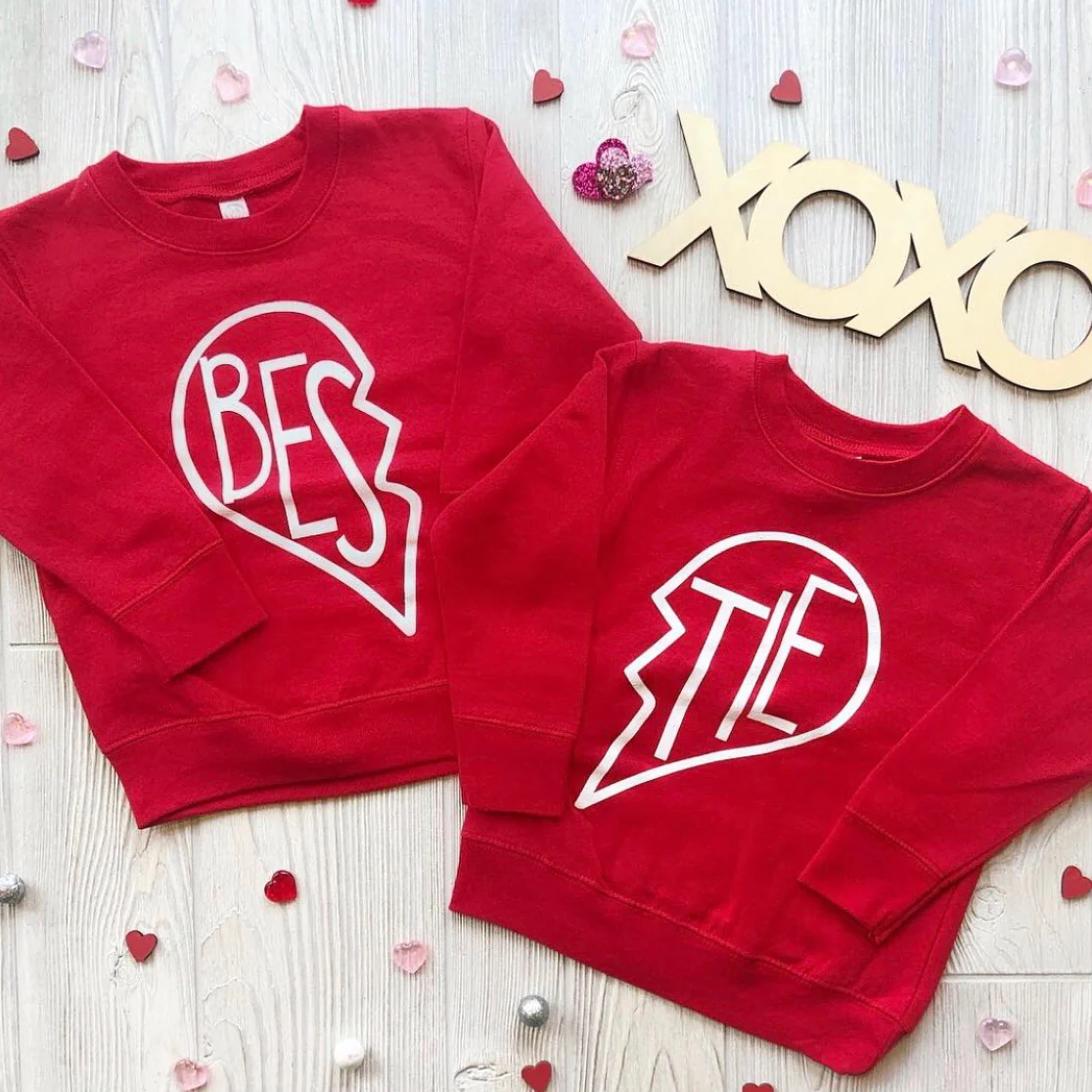 Bestie Pullover • Red - Image 3