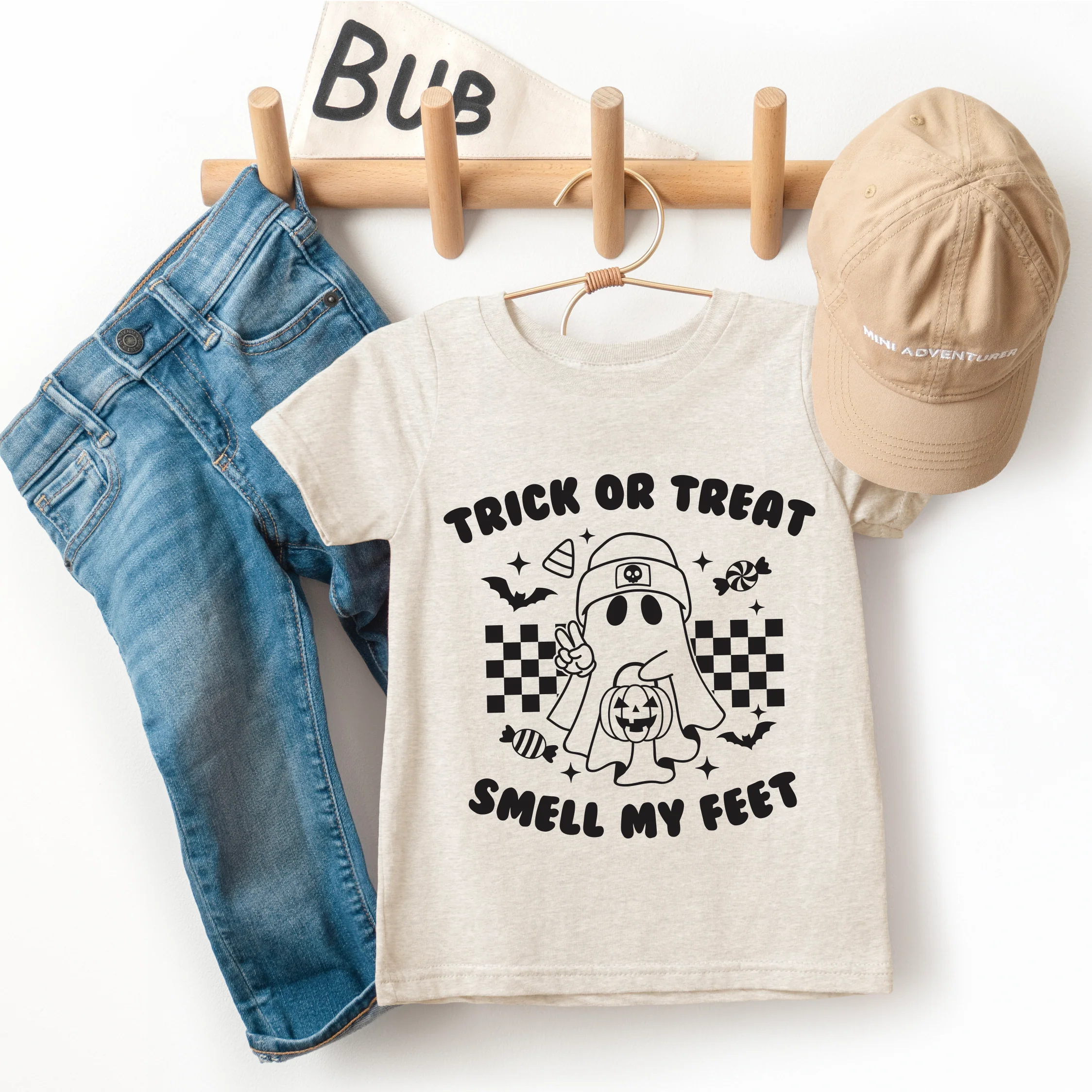 Smell My Feet • Kids Tee